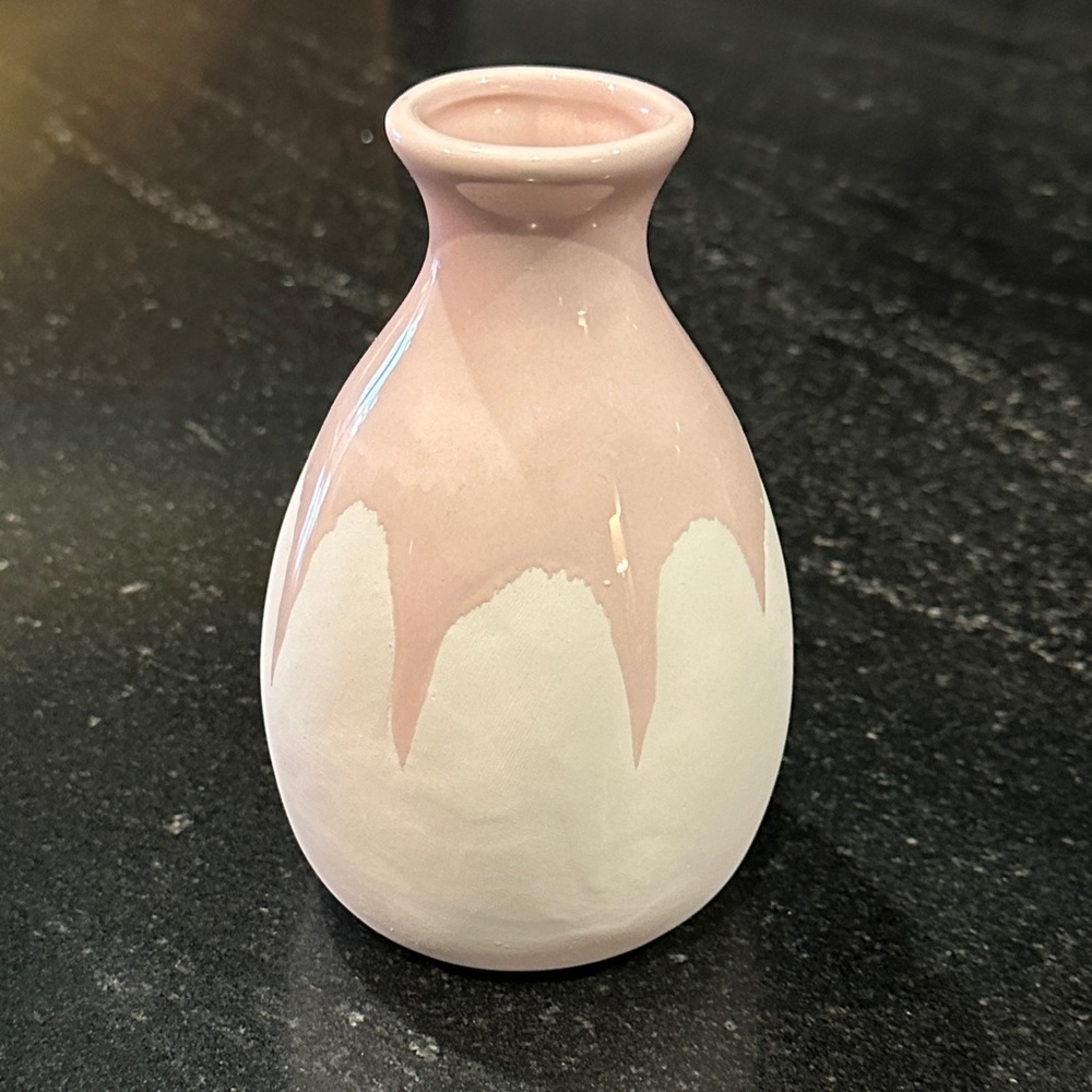 Isaac Mizrahi‎ Loves XO, Sienna Pink Cream Ceramic Vase